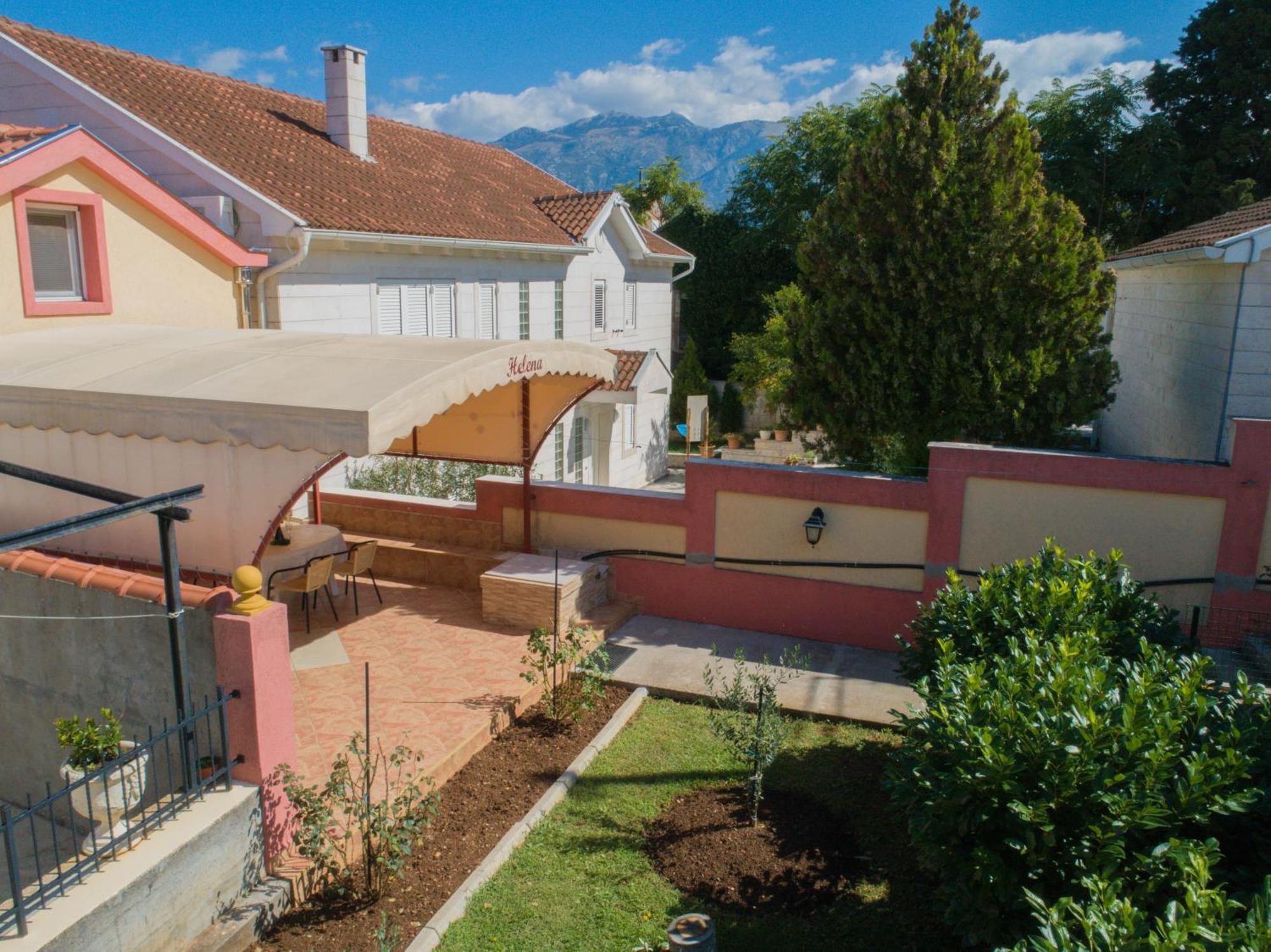 Porto Del Sole Apartments Tivat Zewnętrze zdjęcie