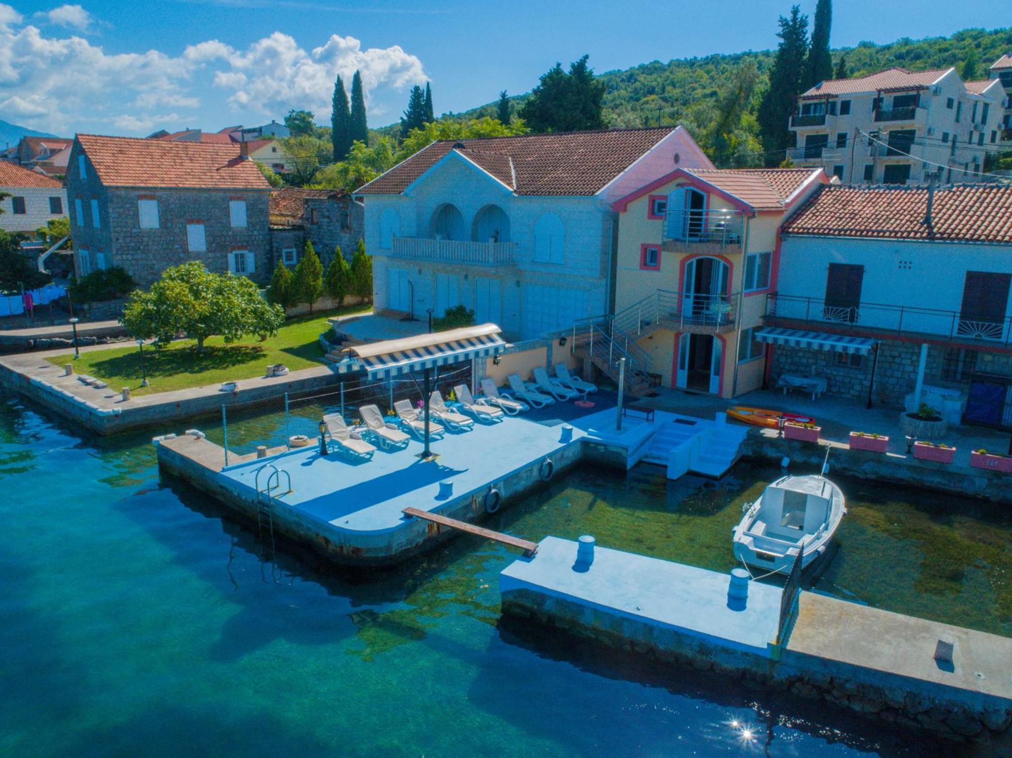 Porto Del Sole Apartments Tivat Zewnętrze zdjęcie