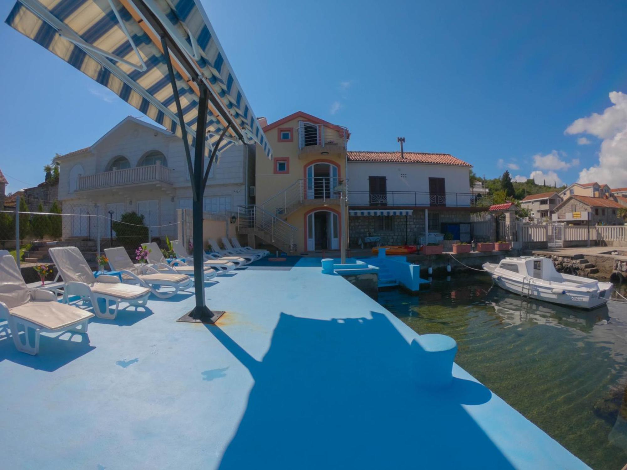 Porto Del Sole Apartments Tivat Zewnętrze zdjęcie