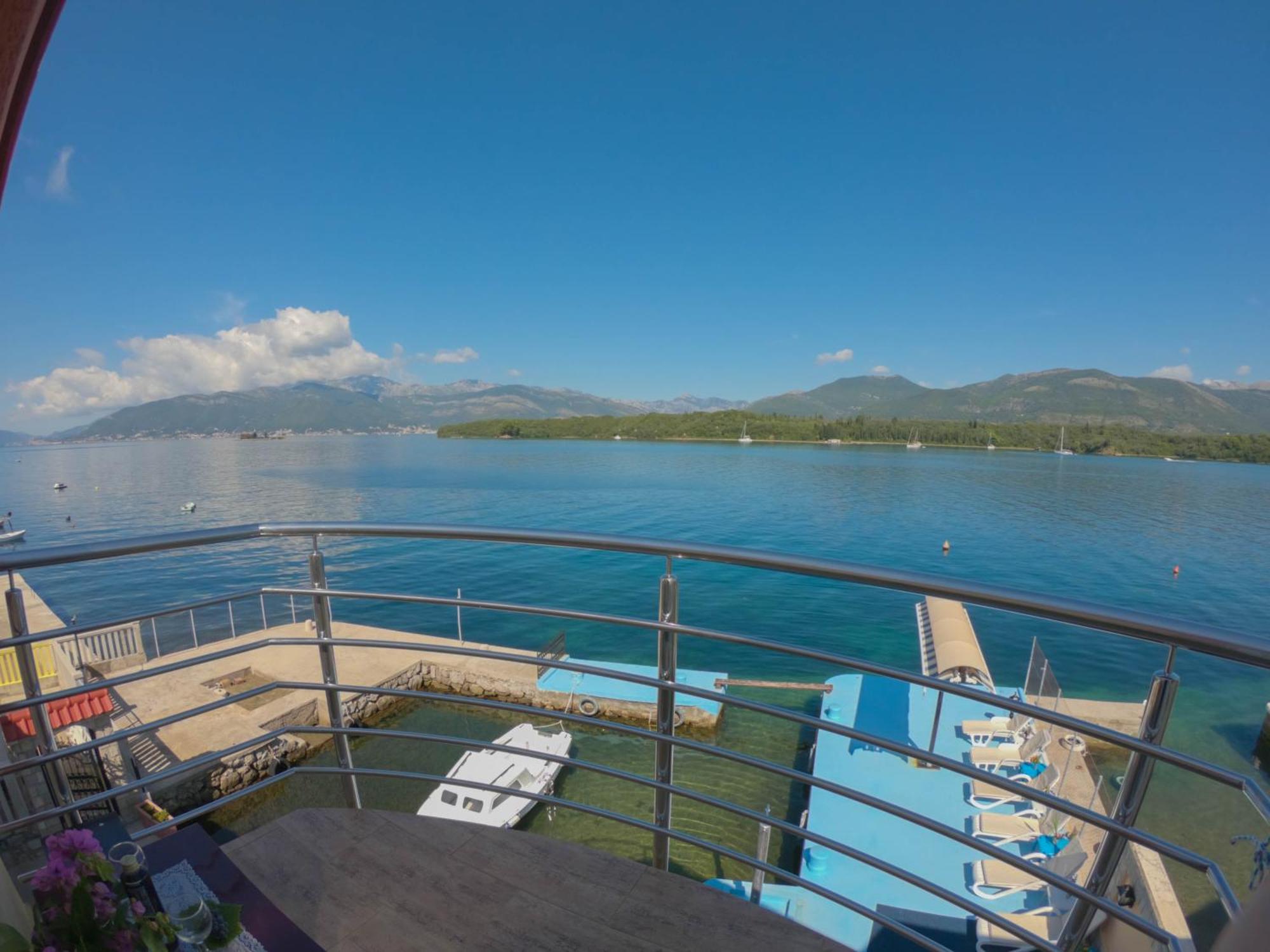 Porto Del Sole Apartments Tivat Zewnętrze zdjęcie