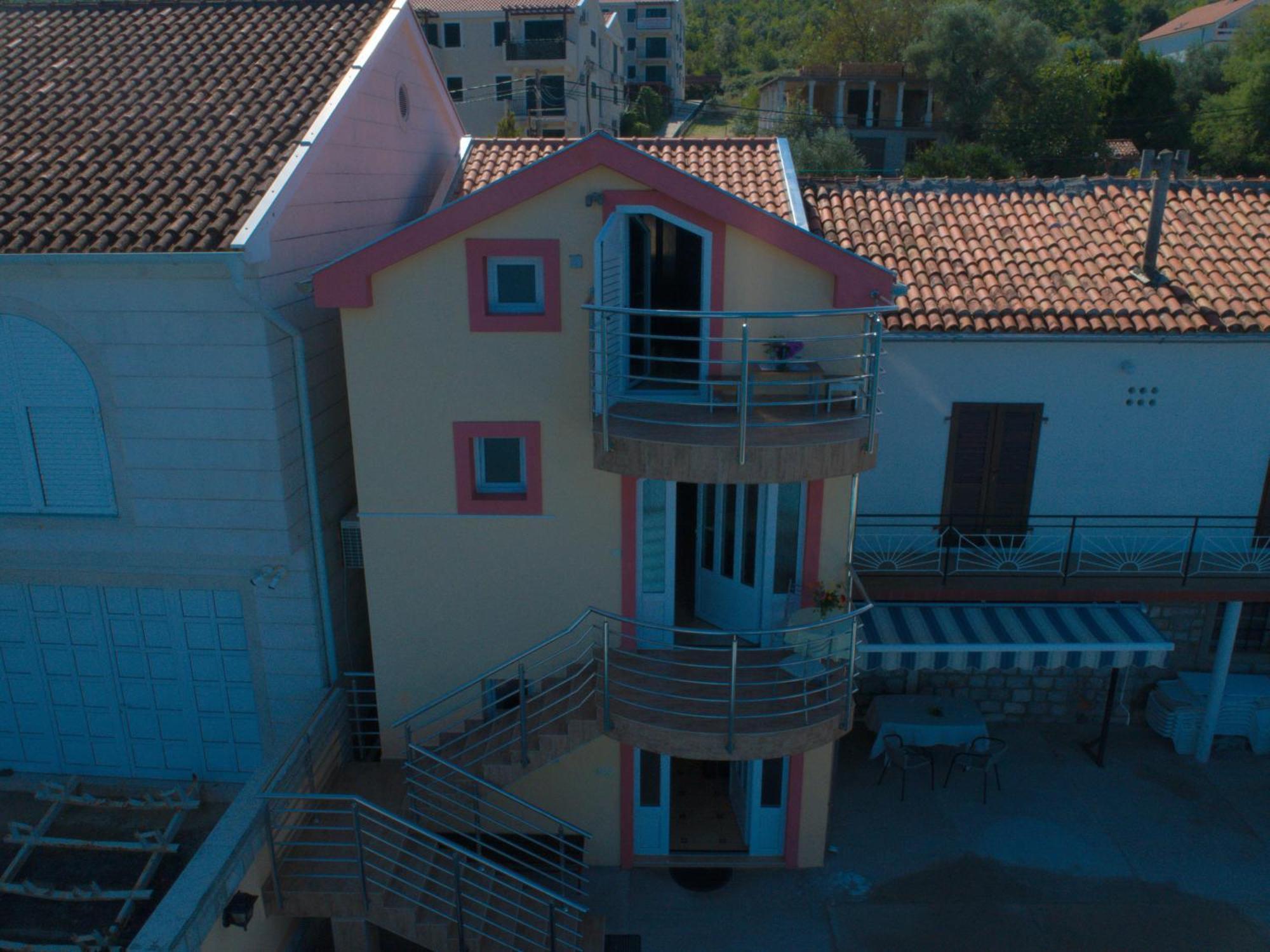 Porto Del Sole Apartments Tivat Zewnętrze zdjęcie